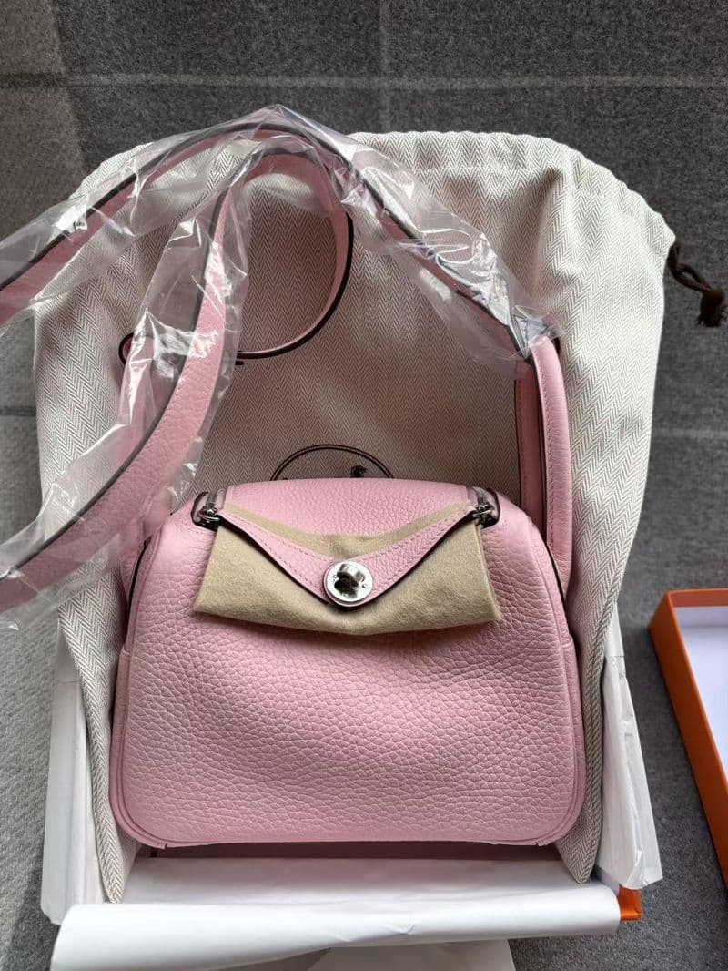 Hermès Mini Lindy in Rose sakura TC PHW hardware