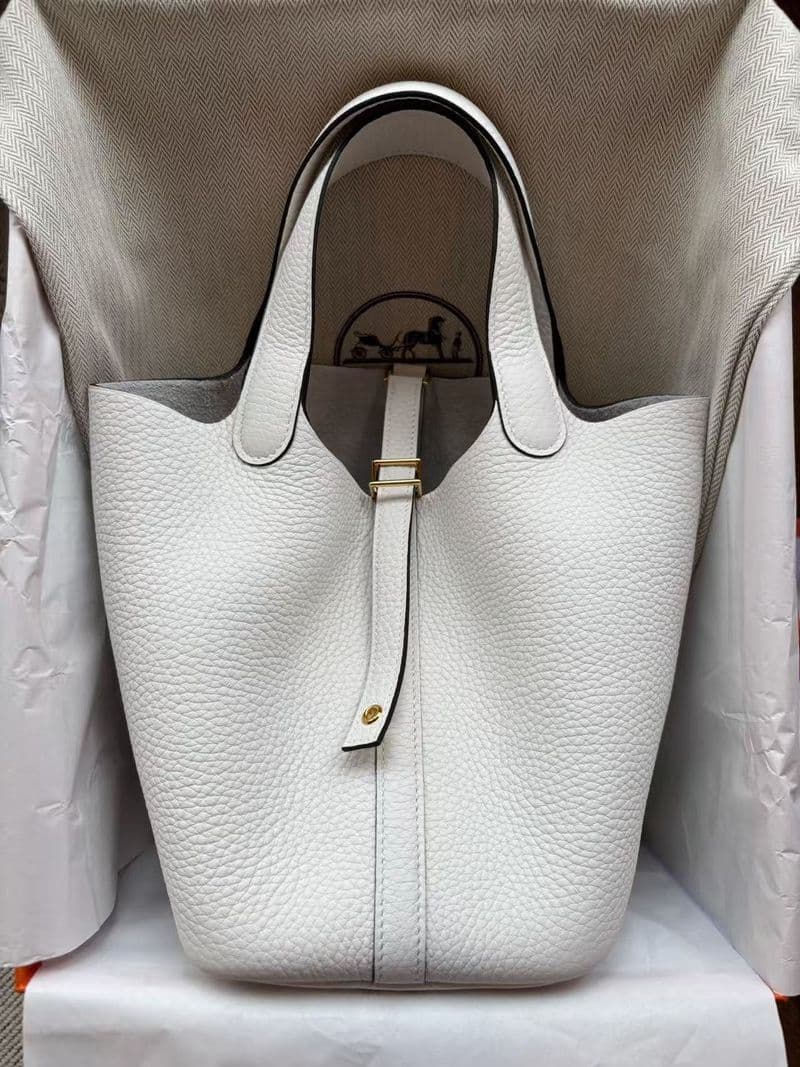 Hermès Picotin 18 18 in New White TC GHW hardware