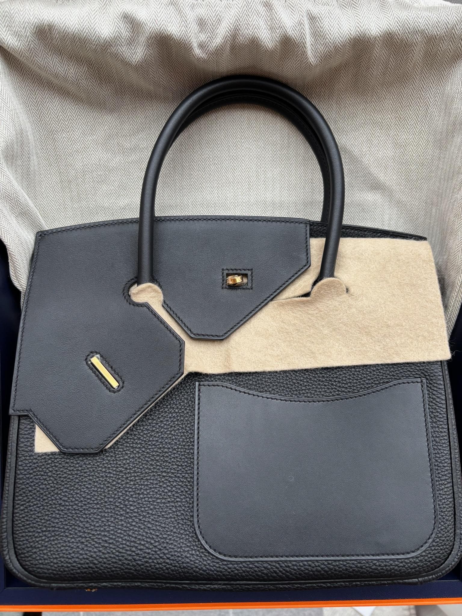Hermès Birkin 30 in Black Chèvre GHW hardware — front view
