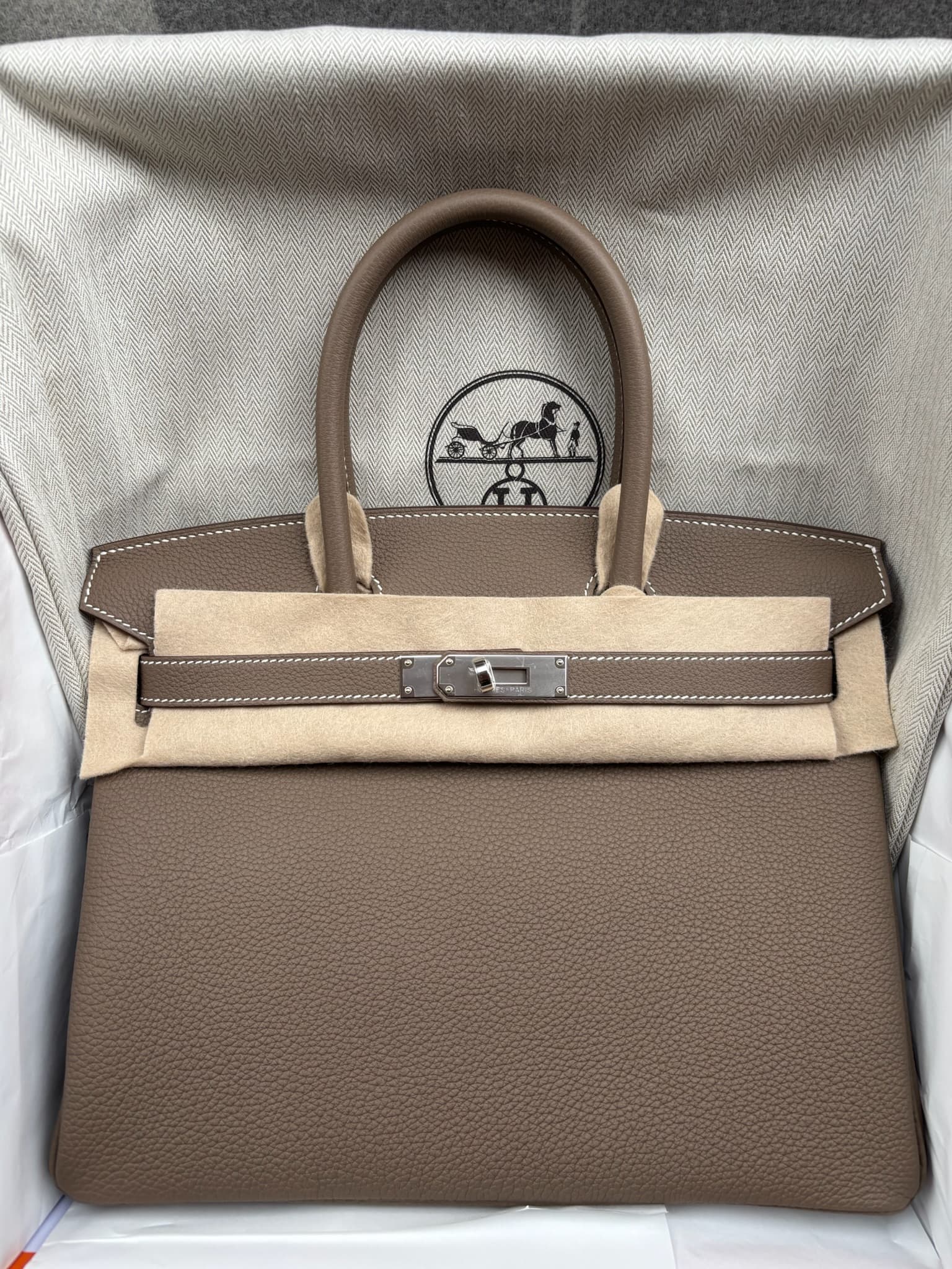 Hermès Birkin 30 in Etoupe Togo PHW hardware — front view