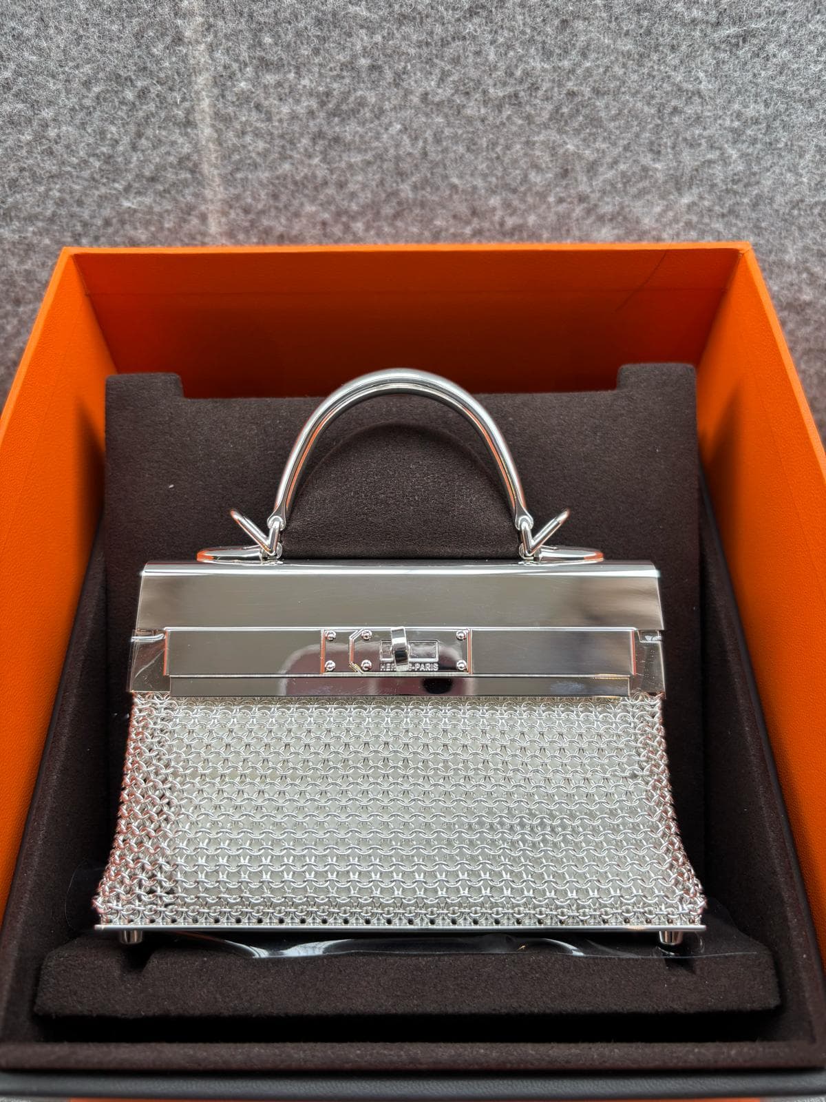 Hermès Kelly Bijoux in Silver — front view